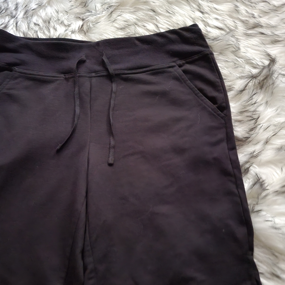 Black drawstring shorts small - Picture 3 of 8